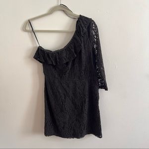 FOREVER 21 Lace one shoulder dress (L)